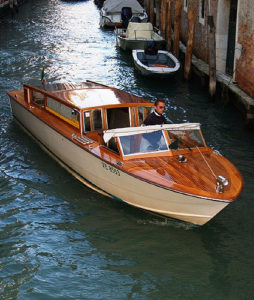 ベネチアの水上タクシー